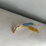 Beaut&Berry Trendy Ear of Wheat Brooches for Women Rhinestone Blue and Yellow Plant Pins 5-Color Unisex Casual Accessories Gifts photo review