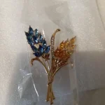 New Sparkling Rhinestone Ear of Wheat Brooches for Women Unisex Plant Pins 4-color Available Casual Party Accessories Gifts photo review