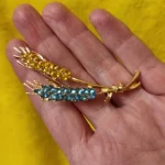 Beaut&Berry Ear of Wheat Brooches for Women Rhinestone Blue and Yellow Plant Pins 5-Color Unisex Casual Accessories Gifts photo review