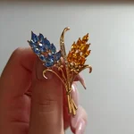 New Sparkling Rhinestone Ear of Wheat Brooches for Women Unisex Plant Pins 4-color Available Casual Party Accessories Gifts photo review