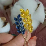 Beaut&Berry Ear of Wheat Brooches for Women Rhinestone Blue and Yellow Plant Pins 5-Color Unisex Casual Accessories Gifts photo review