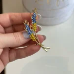 Beaut&Berry Ear of Wheat Brooches for Women Rhinestone Blue and Yellow Plant Pins 5-Color Unisex Casual Accessories Gifts photo review