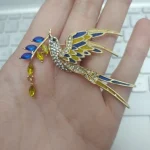 Beaut&Berry Sparkling Peace Dove Brooch for Women Rhinestone Ear of Wheat Pin Ukraine Casual Accessory Gift photo review