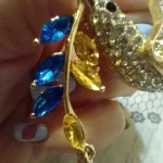 Beaut&Berry Sparkling Peace Dove Brooch for Women Rhinestone Ear of Wheat Pin Ukraine Casual Accessory Gift photo review