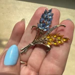 New Sparkling Rhinestone Ear of Wheat Brooches for Women Unisex Plant Pins 4-color Available Casual Party Accessories Gifts photo review