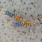 Beaut&Berry Rhinestone Ear of Wheat Brooches for Women Blue and Yellow Plant Pins Unisex Office Party Casual Accessories Gifts photo review