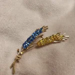 Beaut&Berry Rhinestone Ear of Wheat Brooches for Women Blue and Yellow Plant Pins Unisex Office Party Casual Accessories Gifts photo review