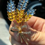 New Three head Rhinestone Ear of Wheat Brooches for Women Unisex Botanical Pins 2-color Available Casual Party Accessories Gifts photo review