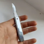 Hollow Out Handle Folding Knife Stainless Steel EDC Keychain Pocket Knife Unpacking Surgical Selfdefense Tool Gift 10pcs Blades photo review