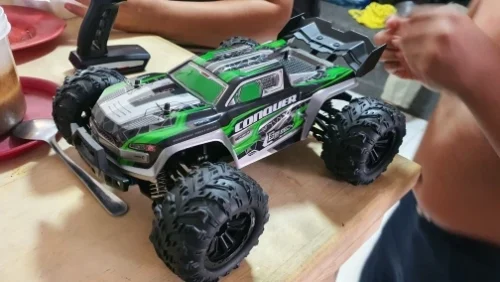 2024 New 1:16 Scale Large RC Cars 50km/h High Speed RC Cars Toys for Boys Remote Control Car 2.4G 4WD Off Road Monster Truck photo review