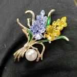 Beaut&Berry Ear of Wheat Brooches for Women Rhinestone Blue and Yellow Plant Pins 5-Color Unisex Casual Accessories Gifts photo review